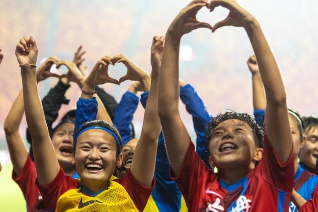 世界杯夺冠赔率:西英法争霸 南美双雄跌出三甲