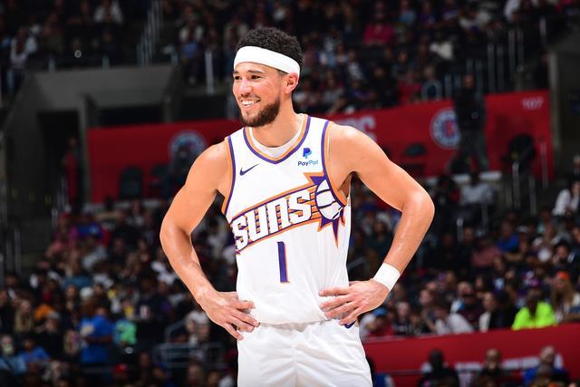 武磊今年打进42球 仅次于C罗、凯恩、哈兰德